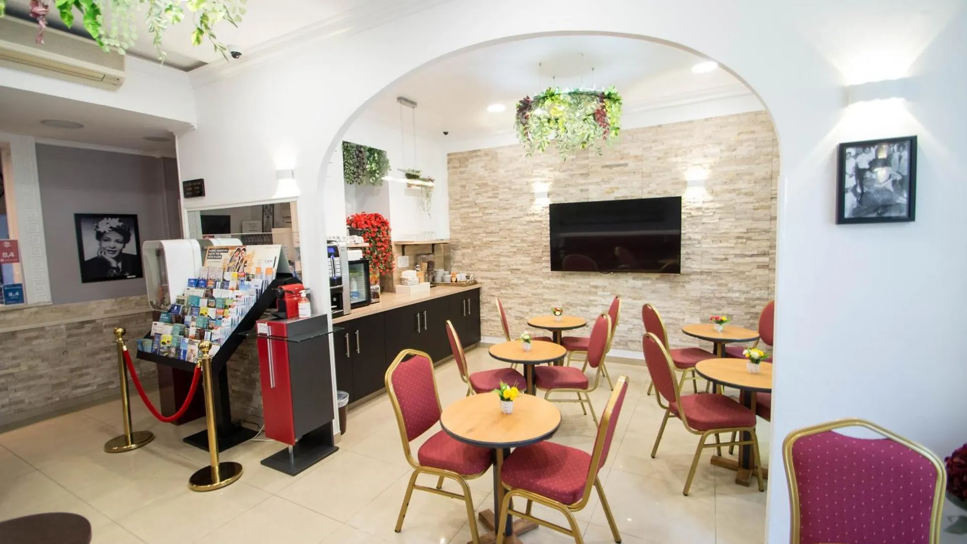 Hotel Hôtel Parisien Nice
