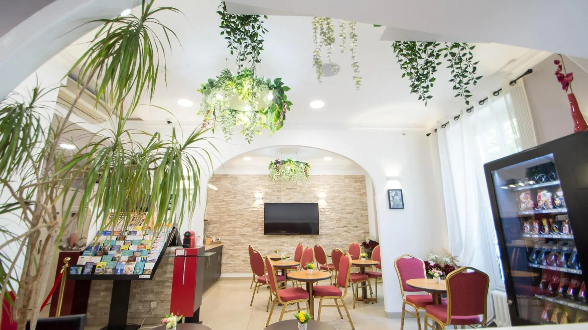 Hotel Parisien Nice 3*,  France