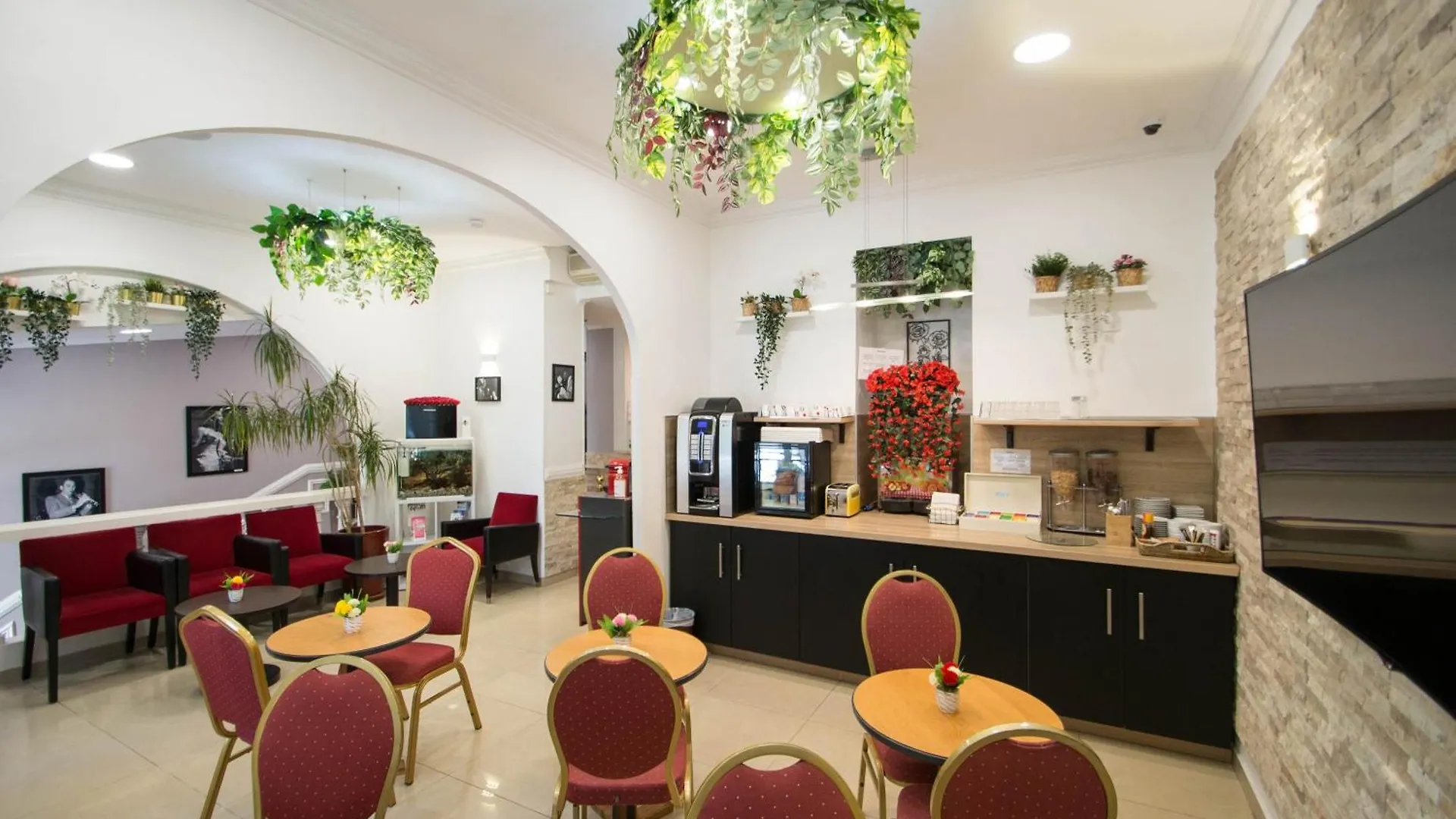 ***  Hotel Parisien Nice France