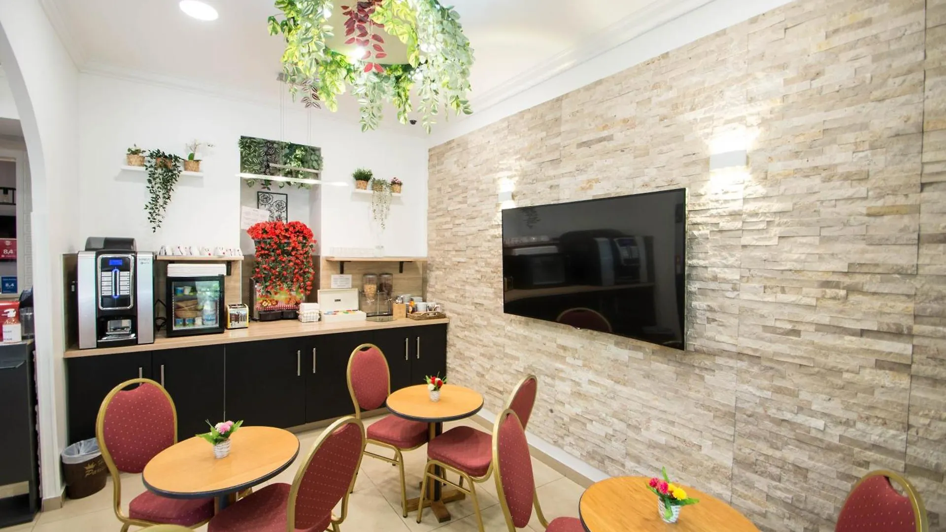 Hotel Parisien Nice 3*,