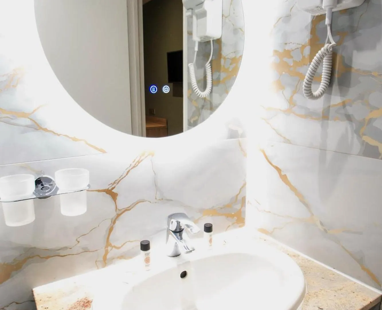 Hotel Parisien Niza